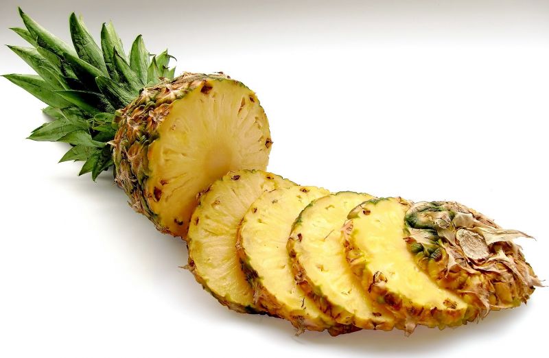 Piña | Qué es, descripción, características, fruto, cultivo, producción